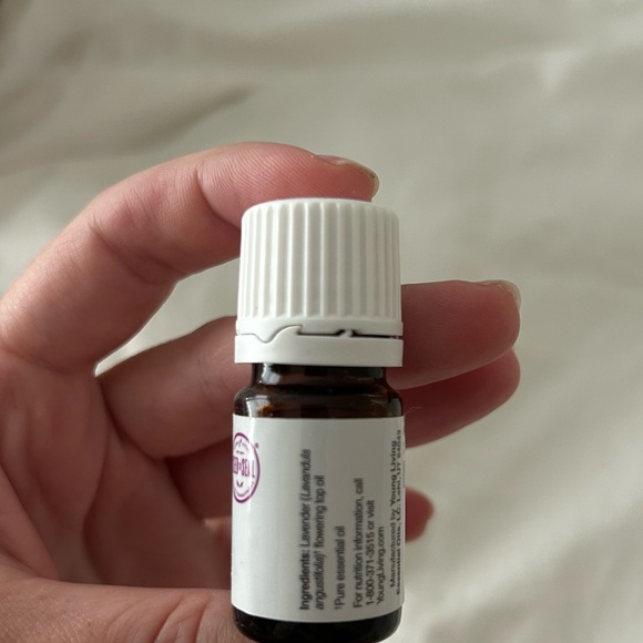 Young Living Lavender Vitality - 5 ml - Picture 2 of 3